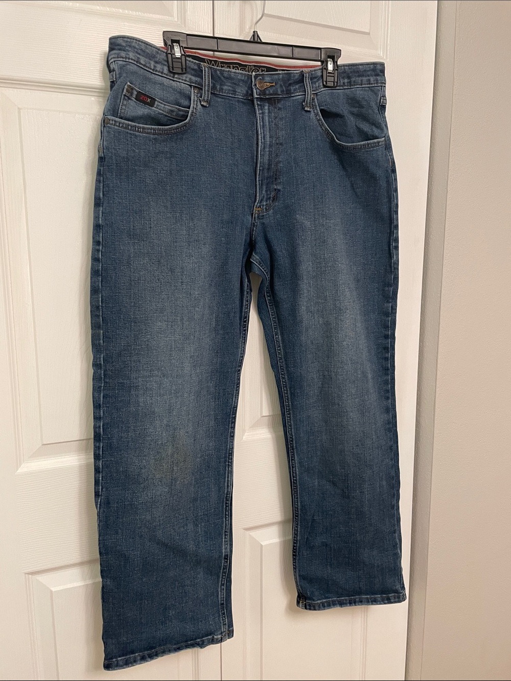 Wrangler 20X Men’s Boot Cut Active Relaxed Denim Blue Jeans Stretch 36x30